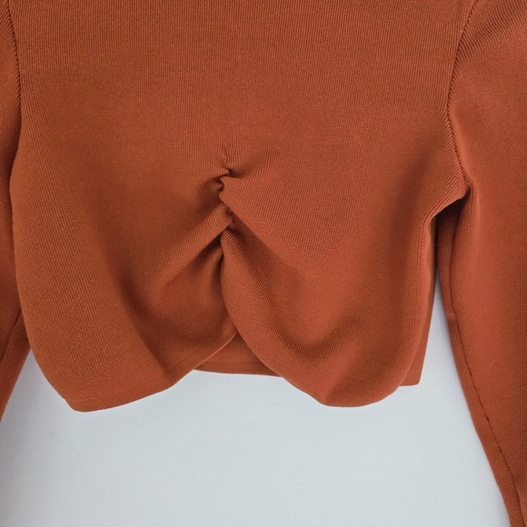 Zara Cropped Pull On Long Sleeve Top - Picture 3 of 5